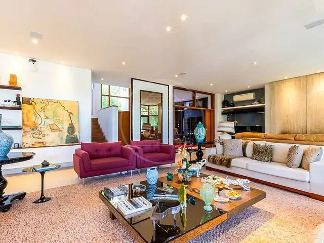 Casa com 1300m², à venda, no bairro Jardim dos Estados em São Paulo