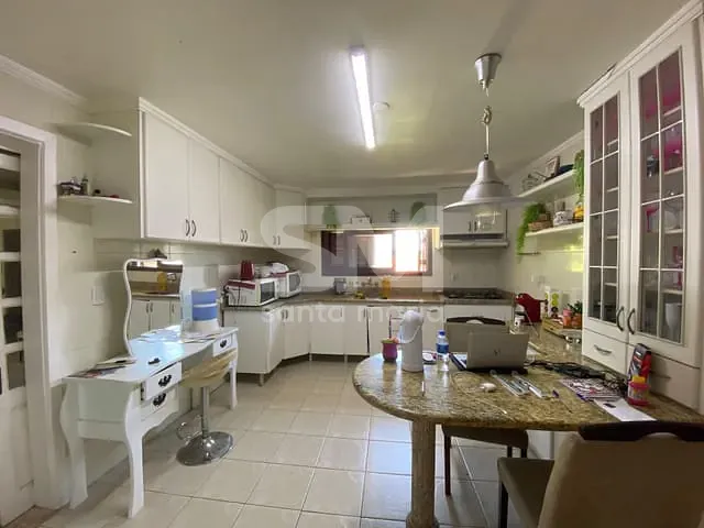Casa 3 quartos e 2 banheiros, para alugar, no bairro Santa Maria em Chapecó