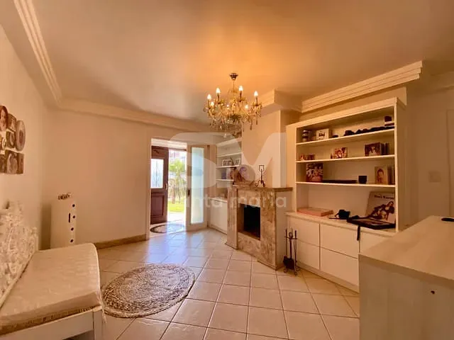 Casa 3 quartos e 2 banheiros, para alugar, no bairro Santa Maria em Chapecó