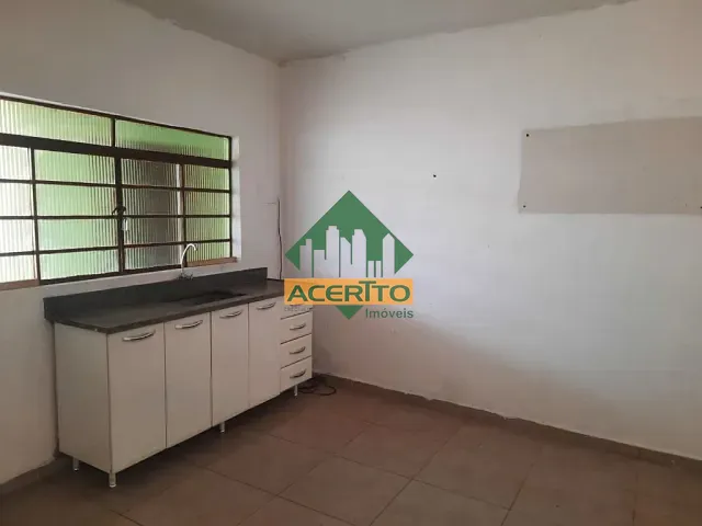 Casa com 400m² 3 quartos e 3 banheiros, à venda, no bairro Vila Nova em Araçatuba