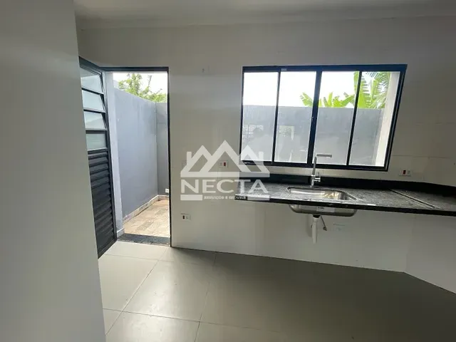 Casa com 98m² 3 quartos e 3 banheiros, à venda, no bairro Massaguaçu em Caraguatatuba