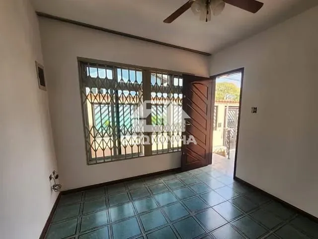 Casa com 190m² 3 quartos e 2 banheiros, à venda, no bairro Centro em Osasco