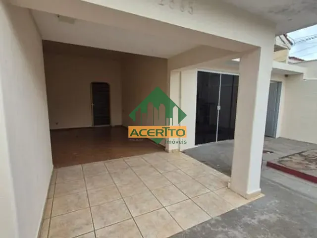 Casa com 300m², à venda ou para alugar, no bairro Vila Nova em Araçatuba