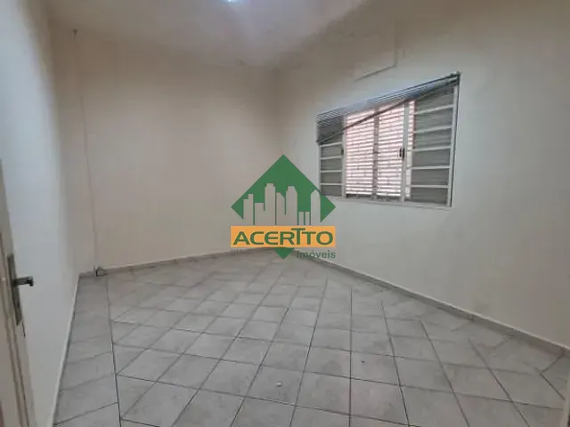 Casa com 300m², à venda ou para alugar, no bairro Vila Nova em Araçatuba