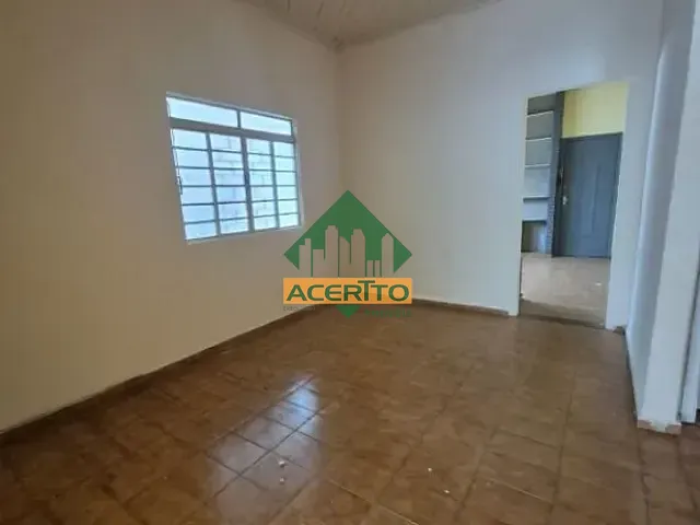 Casa com 300m², à venda ou para alugar, no bairro Vila Nova em Araçatuba
