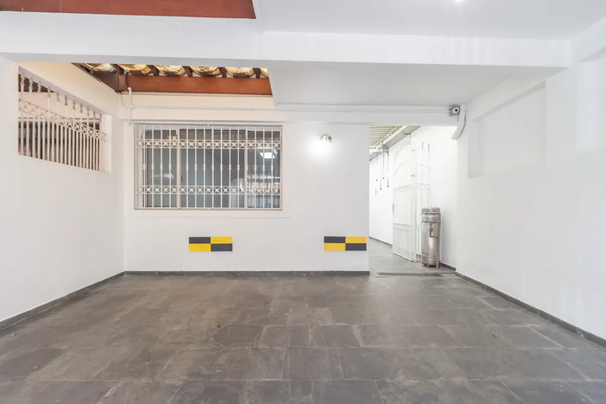 Casa para venda e locação em Vila Olímpia com 4 quartos, sendo 2 suítes, 208m²