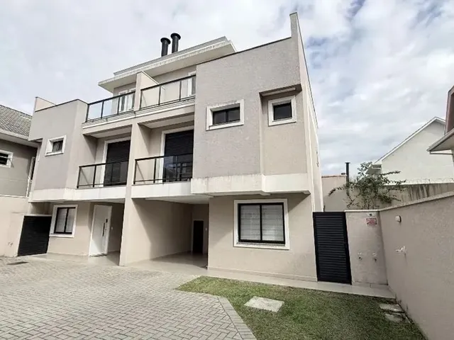 Casa com 147m² 3 quartos e 3 banheiros, para alugar, no bairro Santa Felicidade em Curitiba