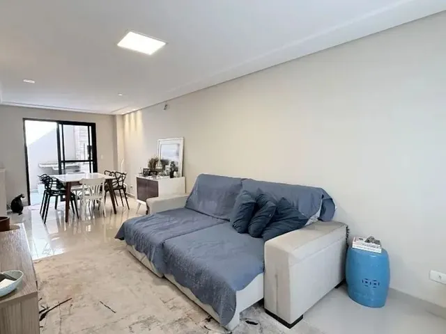 Casa com 147m² 3 quartos e 3 banheiros, para alugar, no bairro Santa Felicidade em Curitiba