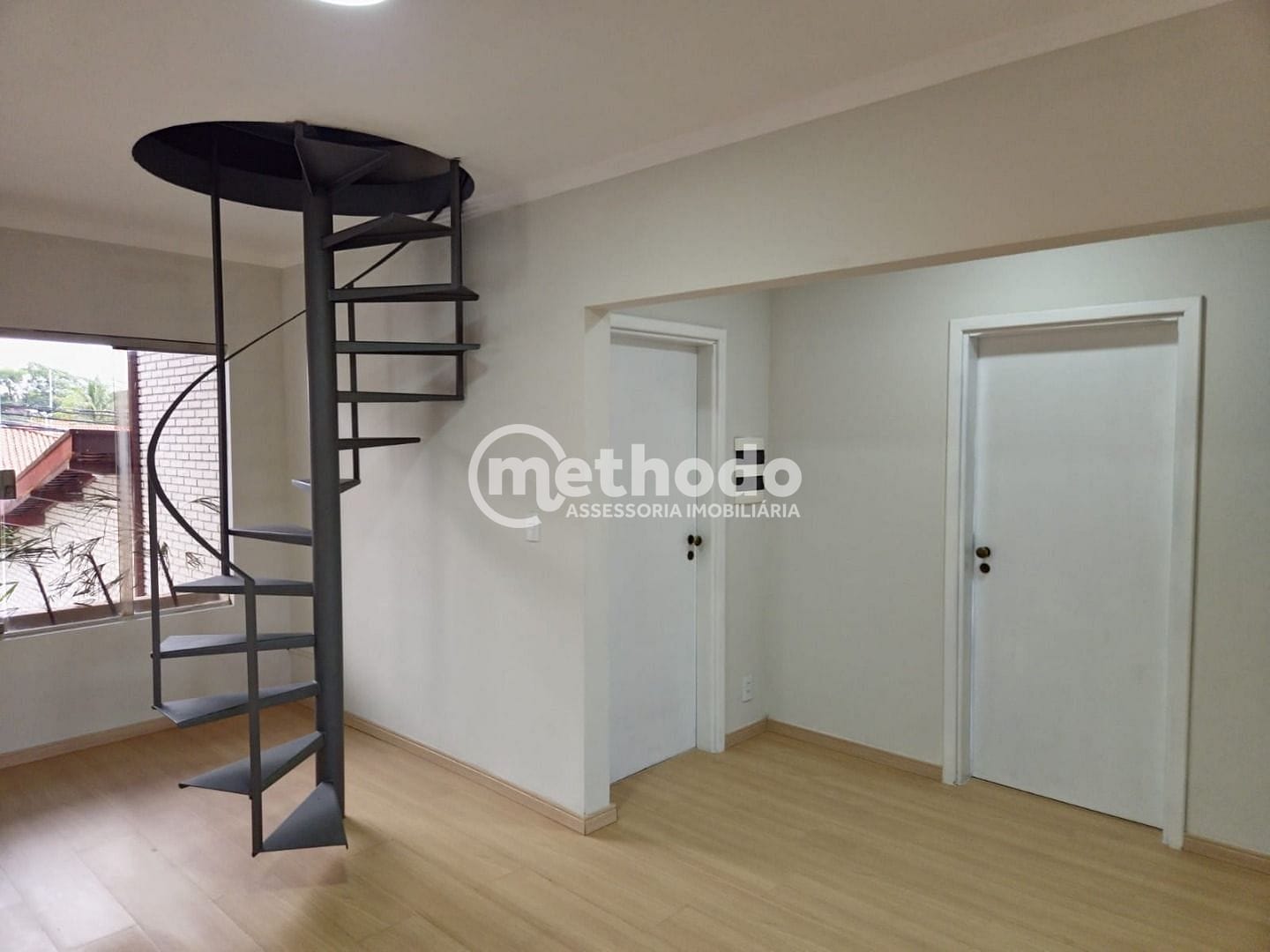 Casa, 5 quartos, 346 m² - Foto 1