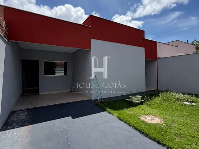 Casa com 250m² 3 quartos e 1 banheiro, à venda, no bairro Parque Los Angeles 1ª Etapa em Goianira
