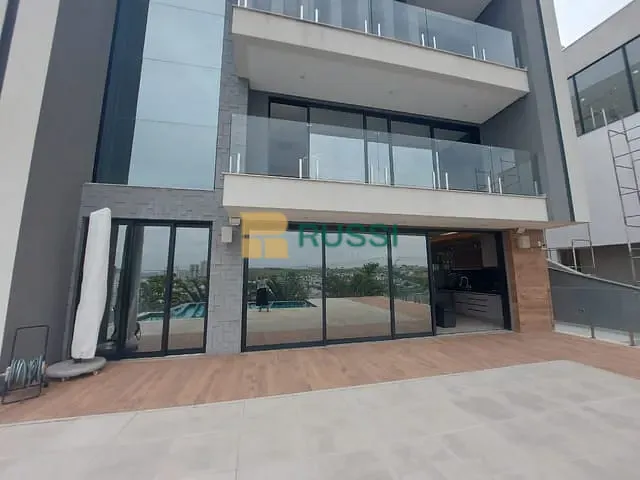 Casa com 570m² 4 quartos e 6 banheiros, à venda, no bairro Condomínio Residencial Alphaville II em São José dos Campos