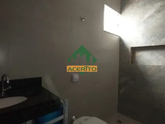 Casa com 145m² 3 quartos e 1 banheiro, à venda, no bairro Umuarama em Araçatuba
