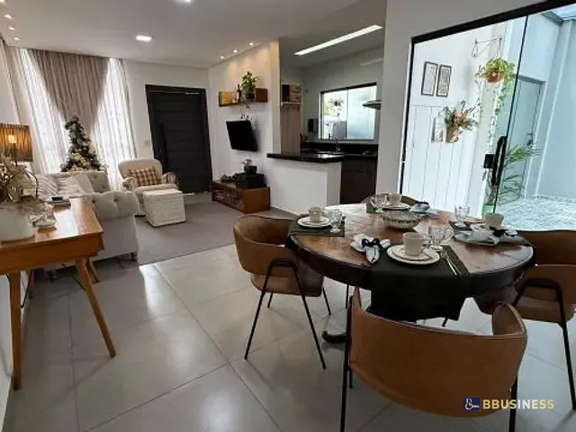 Casa com 140m² 3 quartos e 2 banheiros, à venda, no bairro Parque Novo Jockey em Campos dos Goytacazes