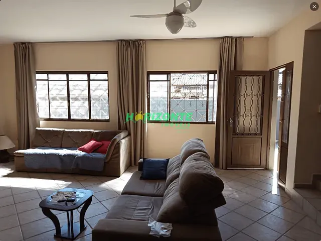 Casa com 212m² 3 quartos e 2 banheiros, à venda, no bairro Indaiá em Caraguatatuba