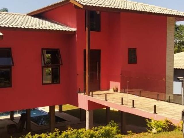 Casa com 1029m² 3 quartos e 3 banheiros, à venda, no bairro Centro (Caucaia do Alto) em Cotia