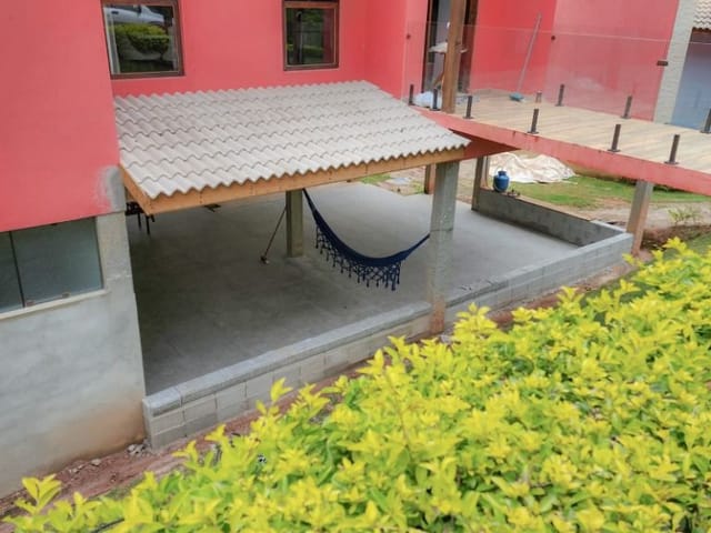 Casa com 1029m² 3 quartos e 3 banheiros, à venda, no bairro Centro (Caucaia do Alto) em Cotia