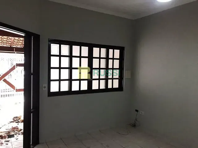 Casa com 125m² 2 quartos e 2 banheiros, à venda, no bairro Loteamento Residencial Vista Linda em São José dos Campos