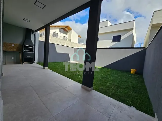 Casa 3 quartos e 2 banheiros, à venda, no bairro Morada dos Nobres em Taubaté
