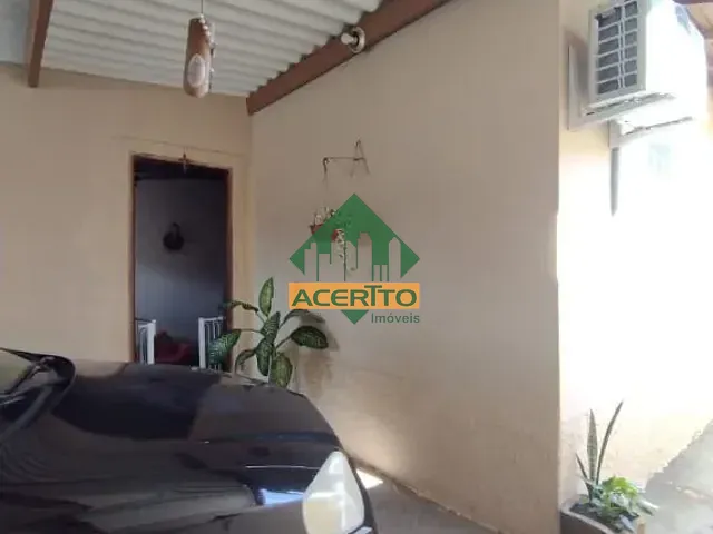 Casa com 170m² 2 quartos e 2 banheiros, à venda, no bairro Conjunto Habitacional Hilda Mandarino em Araçatuba