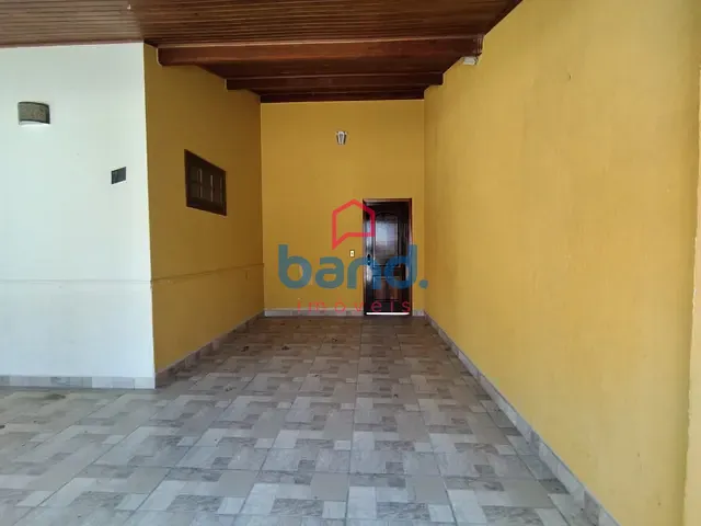 Casa 4 quartos e 4 banheiros, para alugar, no bairro Rafael Alcalá em Porto Feliz