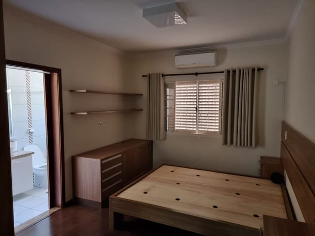Foto do Casa - Casa a venda no  Condomínio Residencial  Havana, com mezanino, 04 dorm.(02 suíte), toda mobiliada com 190m²  de área útil. | Guepardo Imob