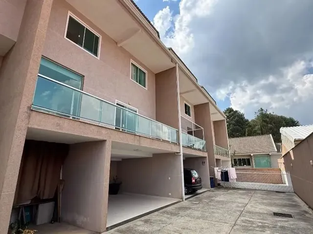 Casa com 124m² 3 quartos e 4 banheiros, à venda, no bairro Santa Felicidade em Curitiba