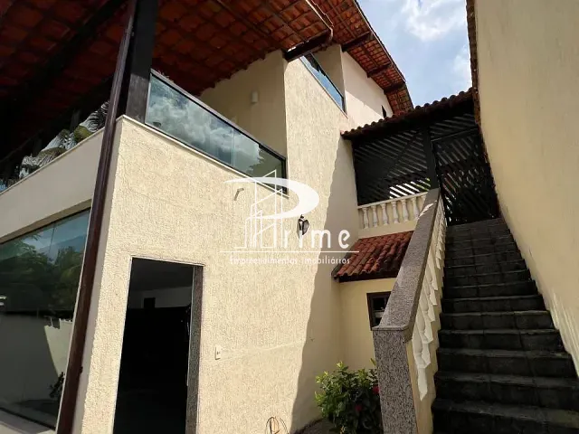 Casa 3 quartos e 3 banheiros, à venda, no bairro Rio do Ouro em Niterói