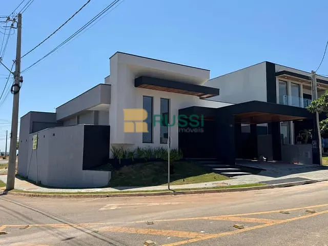 Casa com 270m² 3 quartos e 5 banheiros, à venda, no bairro Loteamento Floresta em São José dos Campos