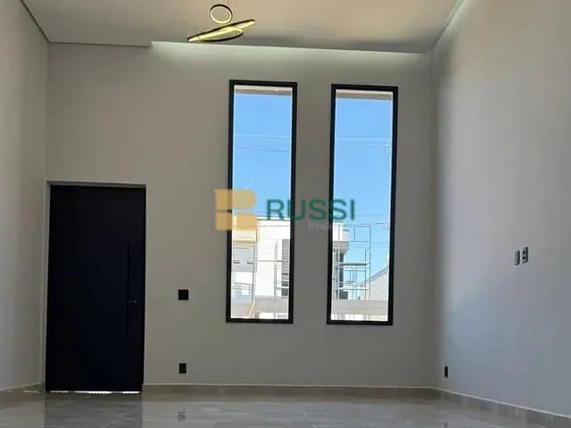 Casa com 270m² 3 quartos e 5 banheiros, à venda, no bairro Loteamento Floresta em São José dos Campos