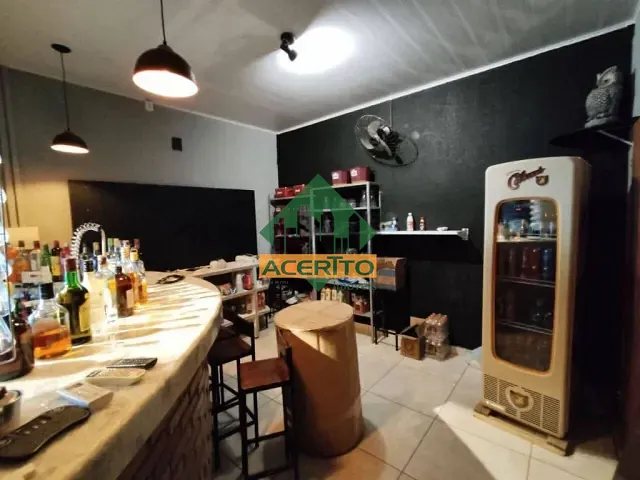 Casa com 180m², para alugar, no bairro Vila Bandeirantes em Araçatuba