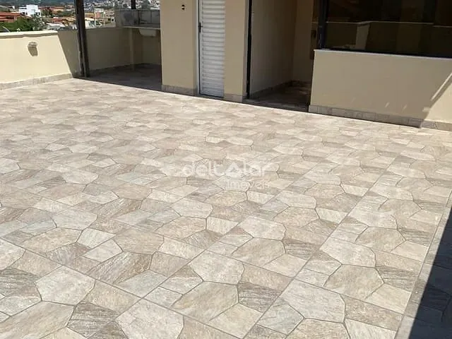 Casa com 452m² 3 quartos e 4 banheiros, à venda, no bairro Heliópolis em Belo Horizonte