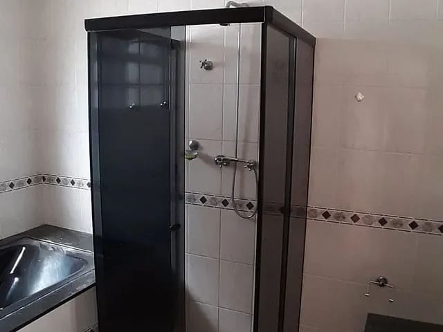 Casa com 250m² 4 quartos e 2 banheiros, à venda, no bairro Jardim Independência em Taubaté