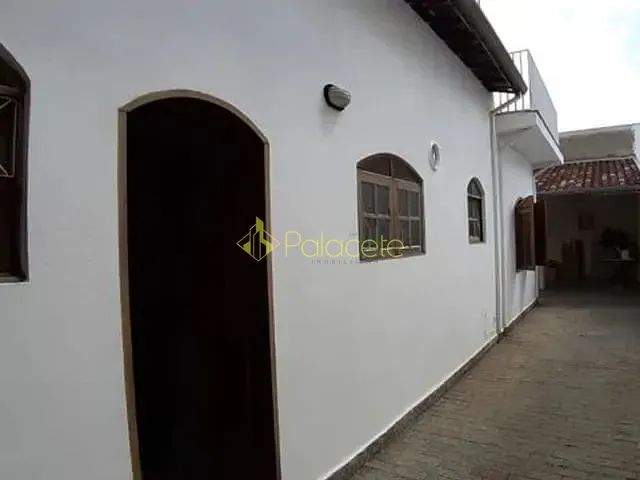 Casa com 250m² 4 quartos e 2 banheiros, à venda, no bairro Jardim Independência em Taubaté