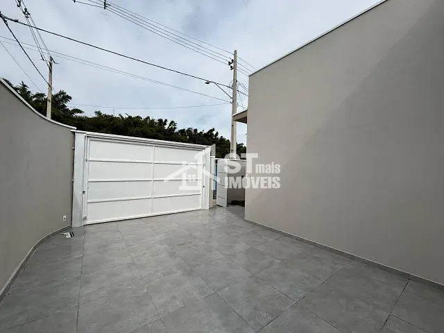 Casa 2 quartos e 1 banheiro, à venda, no bairro Jardim Heloísa em Andradas