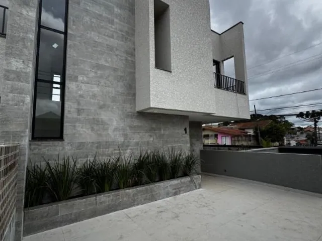 Sobrado com 199m² 3 quartos e 3 banheiros, à venda, no bairro São Braz em Curitiba