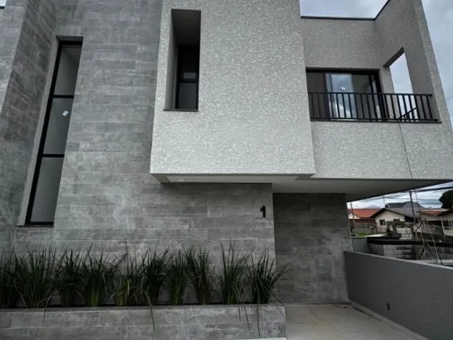 Sobrado com 199m² 3 quartos e 3 banheiros, à venda, no bairro São Braz em Curitiba