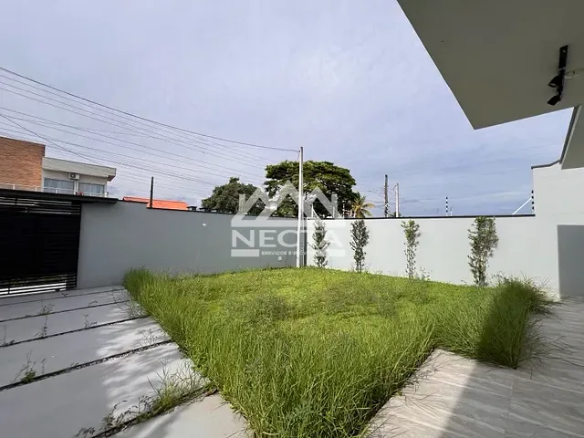 Casa com 360m² 3 quartos e 3 banheiros, à venda, no bairro Pontal de Santa Marina em Caraguatatuba