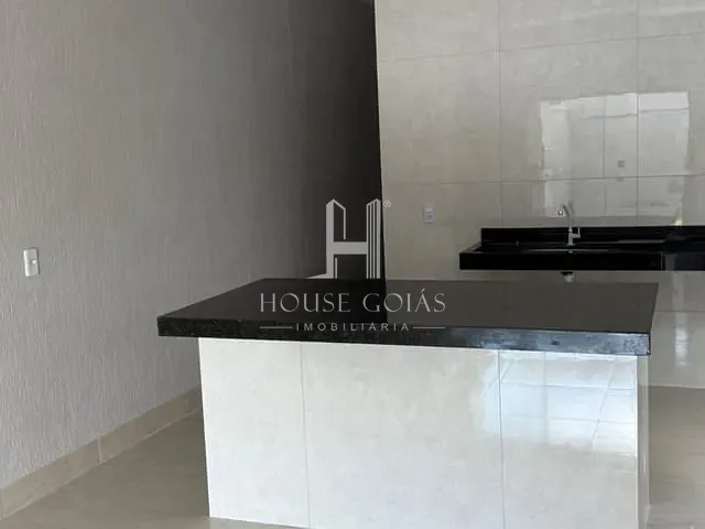 Casa 2 quartos e 2 banheiros, à venda, no bairro Setor Bela Vista em Trindade