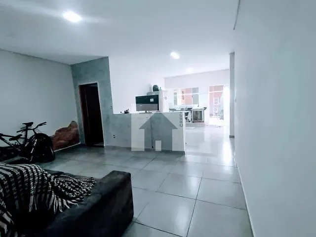 Casa com 136m² 2 quartos e 2 banheiros, à venda, no bairro Vila Argos Nova em Jundiaí
