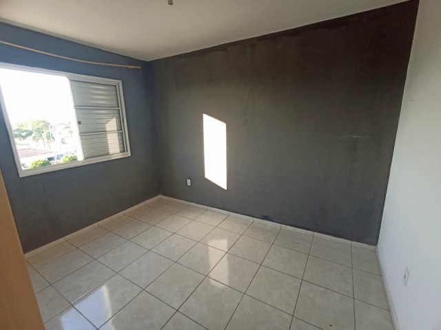 Apartamento 2 quartos e 1 banheiro, para alugar, no bairro Feital em Pindamonhangaba