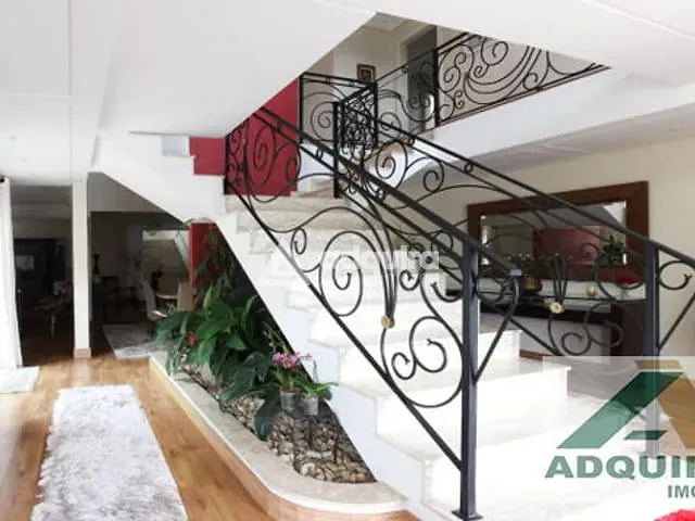 Casa com 1012m² 4 quartos e 7 banheiros, à venda, no bairro Orfãs em Ponta Grossa