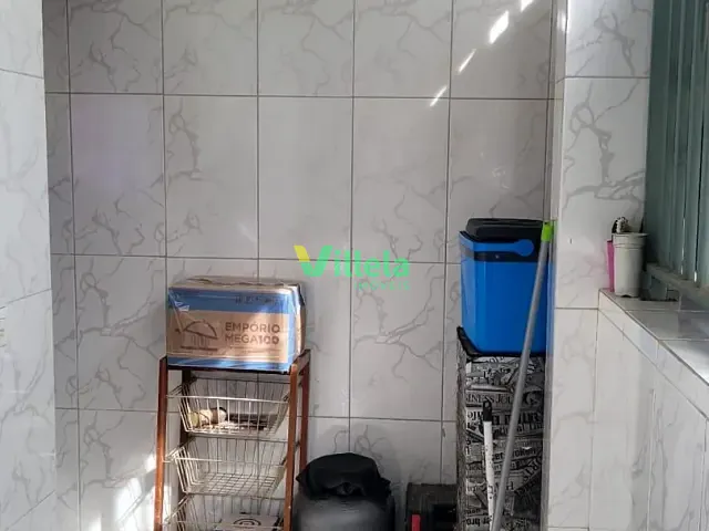 Casa 2 quartos e 2 banheiros, à venda, no bairro Jardim Amazonas em Itaquaquecetuba