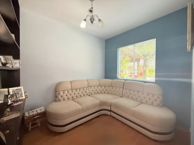 Casa com 117m² 3 quartos e 2 banheiros, à venda, no bairro Santa Felicidade em Curitiba