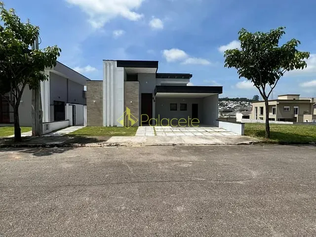 Casa com 300m² 3 quartos e 2 banheiros, à venda, no bairro Bairro do Grama em Caçapava