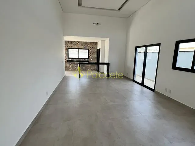 Casa com 300m² 3 quartos e 2 banheiros, à venda, no bairro Bairro do Grama em Caçapava