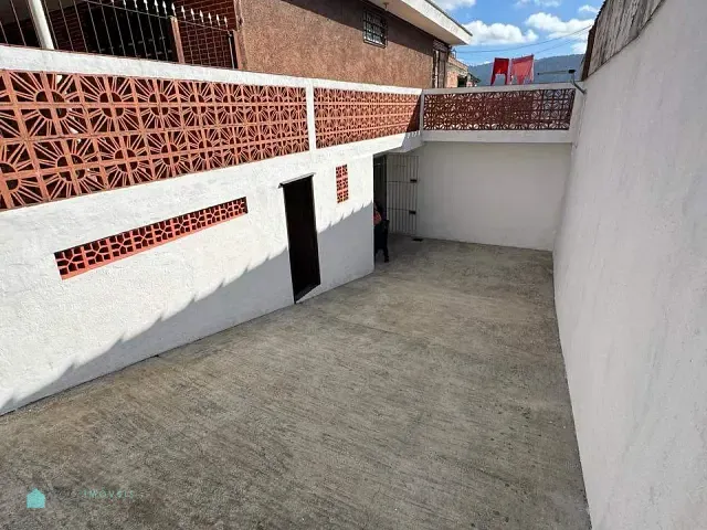 Casa 6 quartos e 5 banheiros, à venda, no bairro Vila Teresinha em São Paulo