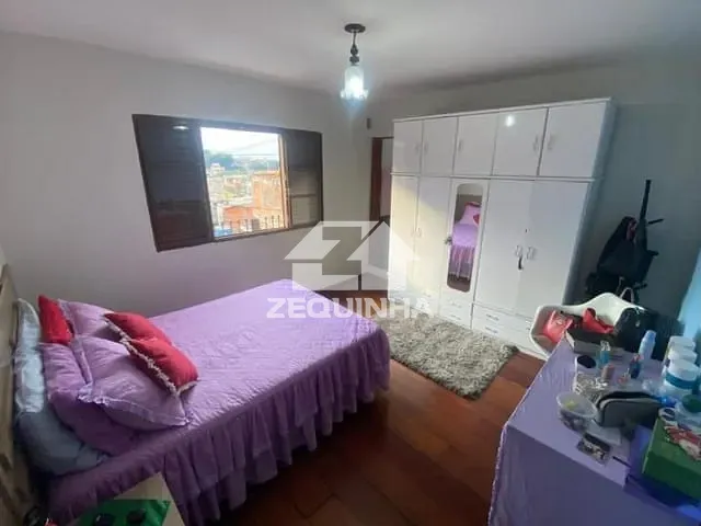 Casa com 169m² 5 quartos e 4 banheiros, à venda, no bairro Santo Antonio em Osasco