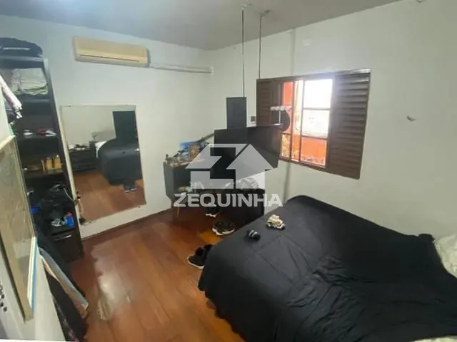 Casa com 169m² 5 quartos e 4 banheiros, à venda, no bairro Santo Antonio em Osasco