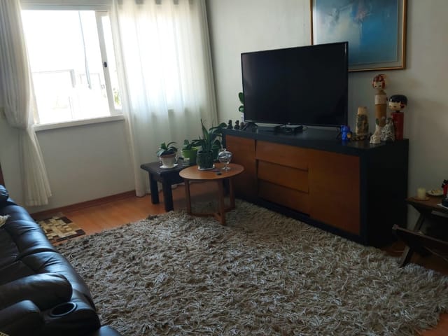 Casa 3 quartos e 1 banheiro, à venda, no bairro Santa Catarina em Caxias do Sul