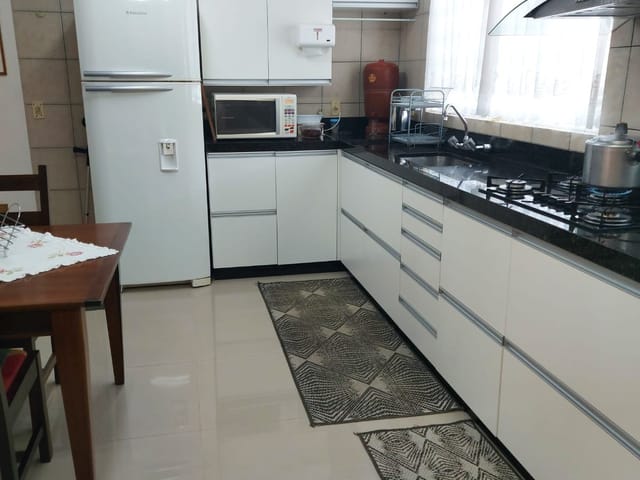 Casa 3 quartos e 1 banheiro, à venda, no bairro Santa Catarina em Caxias do Sul